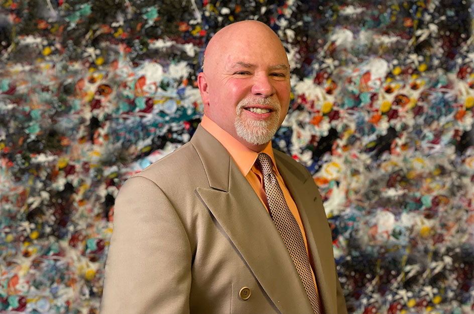 Rboggs Outside Close